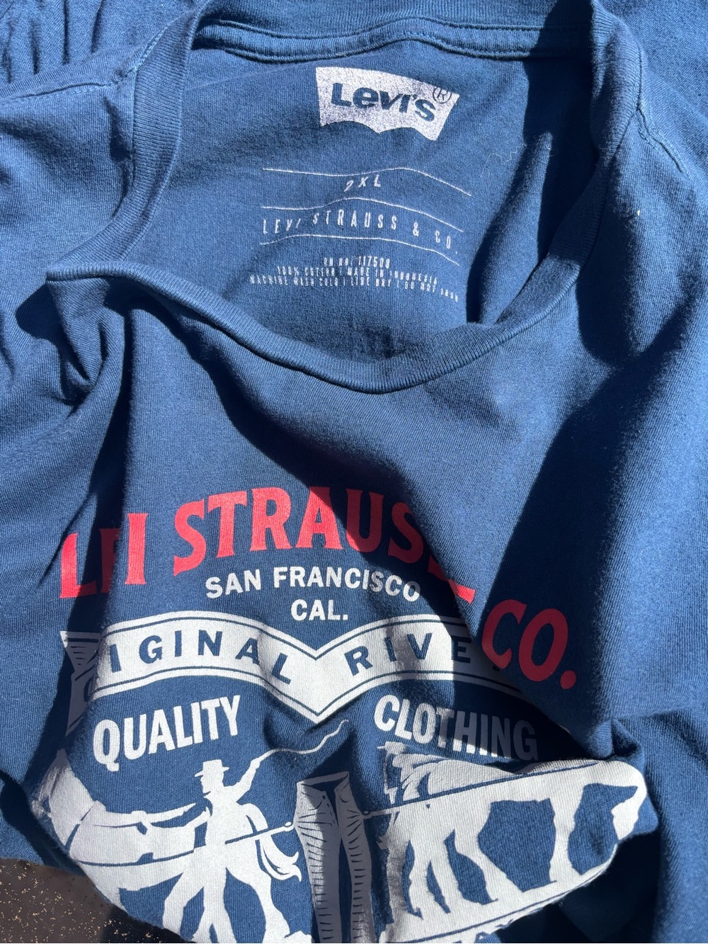 Levi's Navy Tee with Red and White Graphic